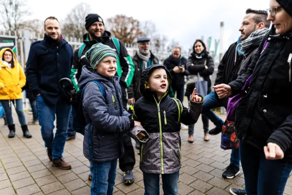 * FSV-Kids waren Einlaufkinder bei  Hannover 96 **