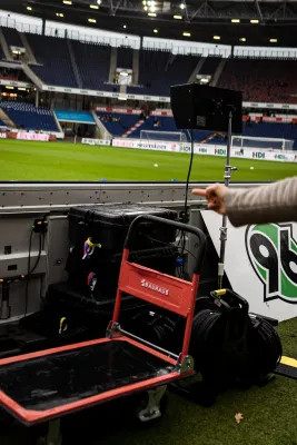 * FSV-Kids waren Einlaufkinder bei  Hannover 96 **