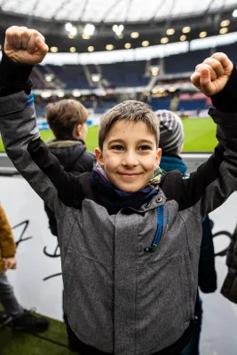 * FSV-Kids waren Einlaufkinder bei  Hannover 96 **